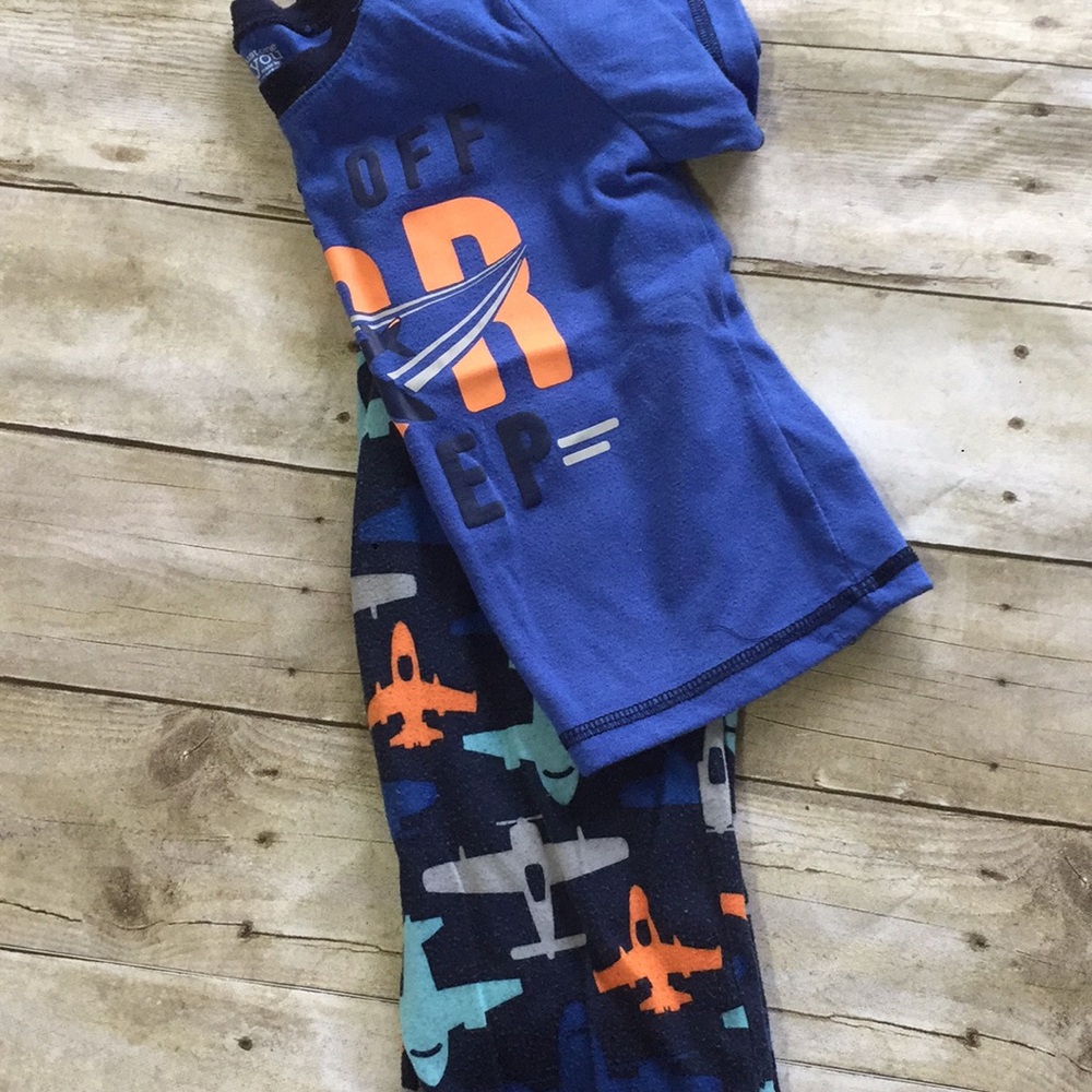 Carters pajama bundle - Picture 4 of 5